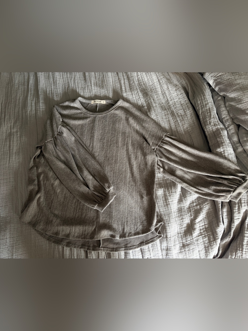 Three Bird Nest balloon sleeved sweater